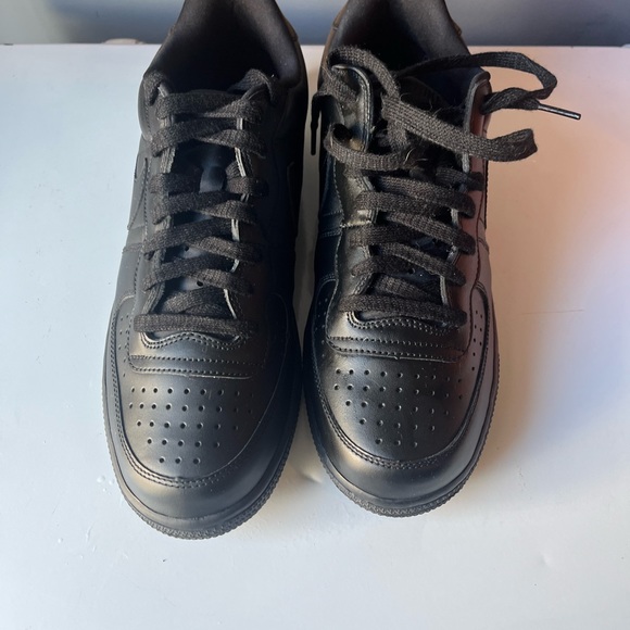 Men’s Nike Legend - Picture 9 of 9